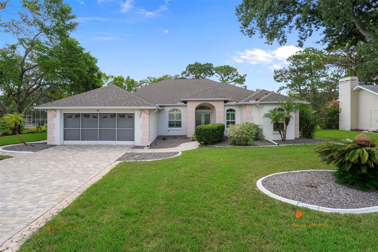 Property Photo:  5296 Slater Road  FL 34608 