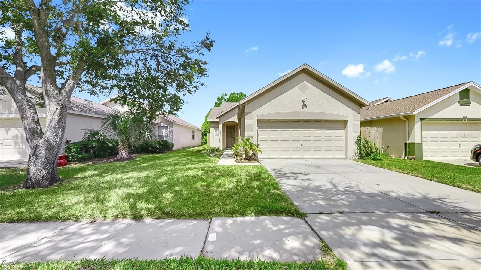 Property Photo:  7853 Bristol Park Drive  FL 33572 