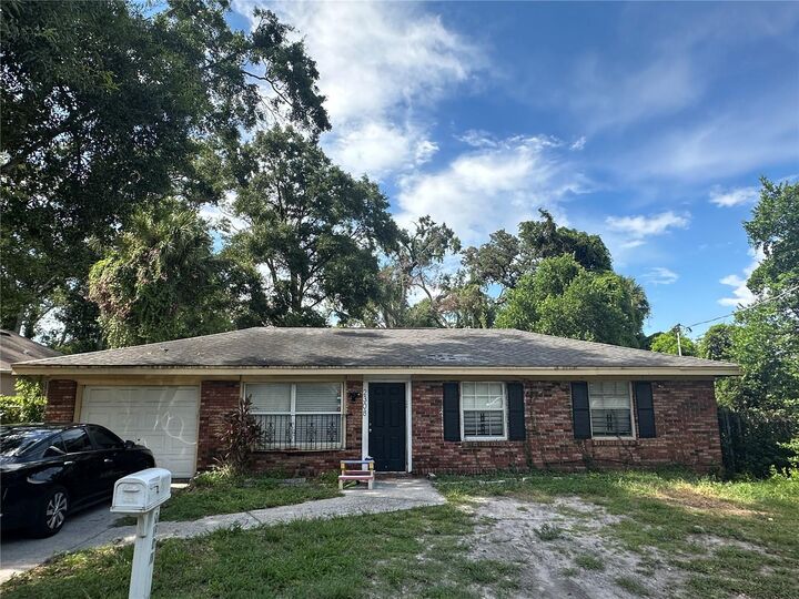 Property Photo: 2308 Link Street FL 33605