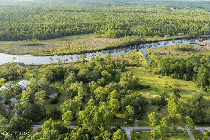 Property Photo:  8.13 Acres Dixie Street  MS 39564 