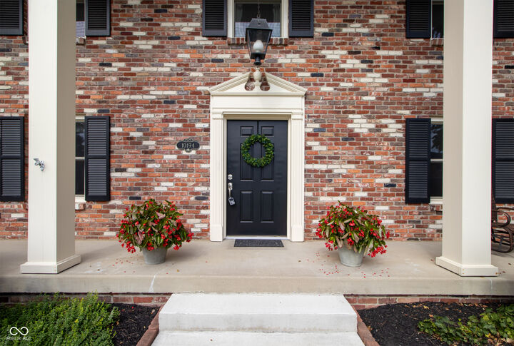Property Photo: 10194 Briar Creek Lane IN 46033