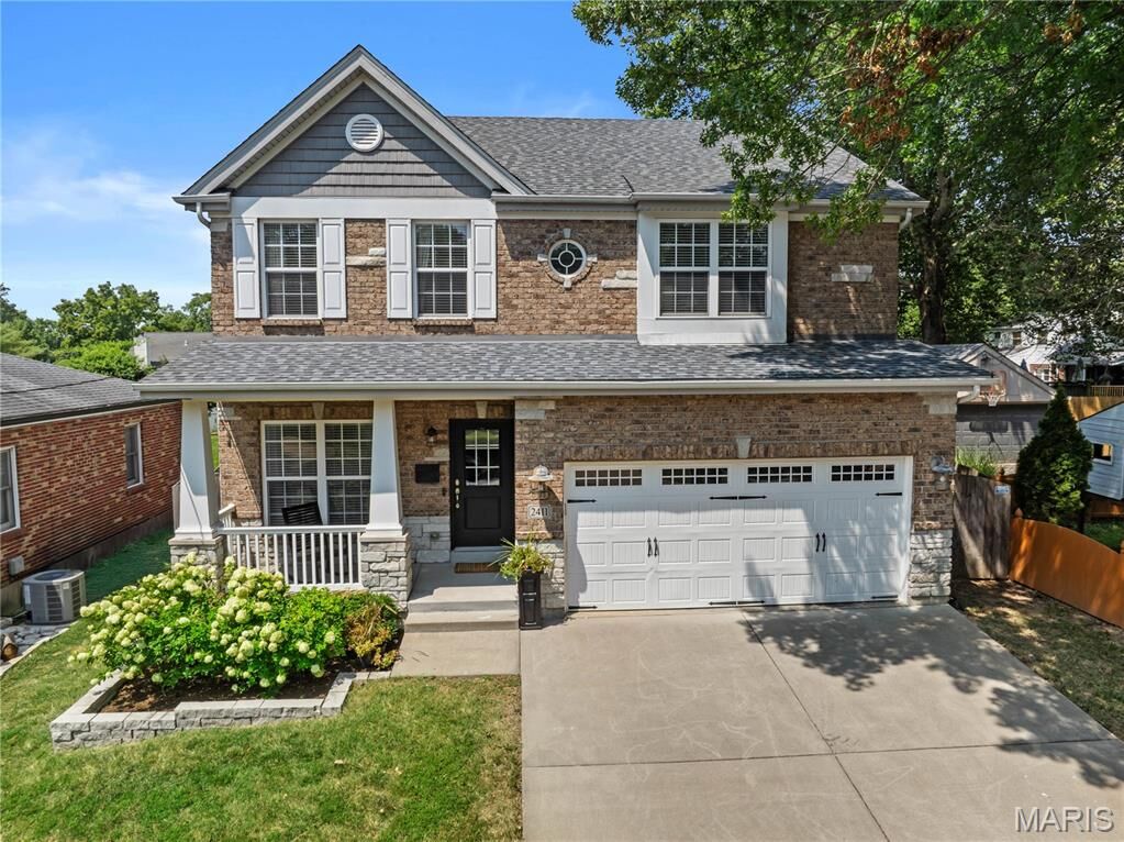Property Photo: 2411 Pocahontas Place MO 63144