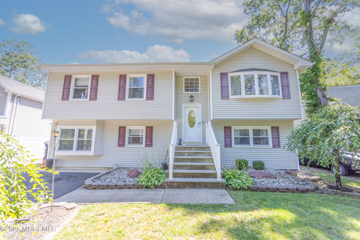 14 Cypress Avenue  Jackson NJ 08527 photo