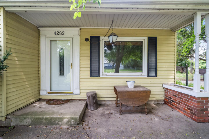 Property Photo:  4282 Woodworth Avenue  MI 48842 