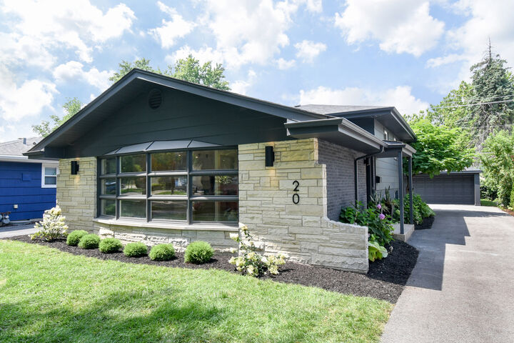 20 N Edgewood Avenue  La Grange IL 60525 photo