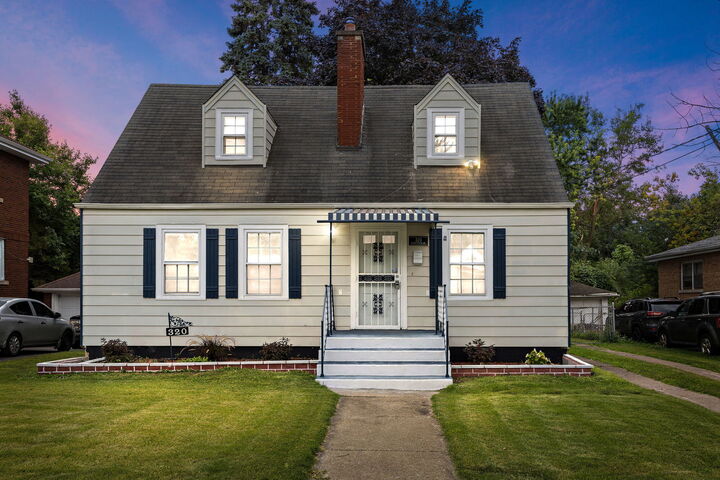 Property Photo:  320 Streamside Drive  IL 60426 