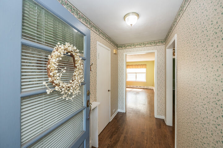 Property Photo: 125 N Hager Avenue IL 60010