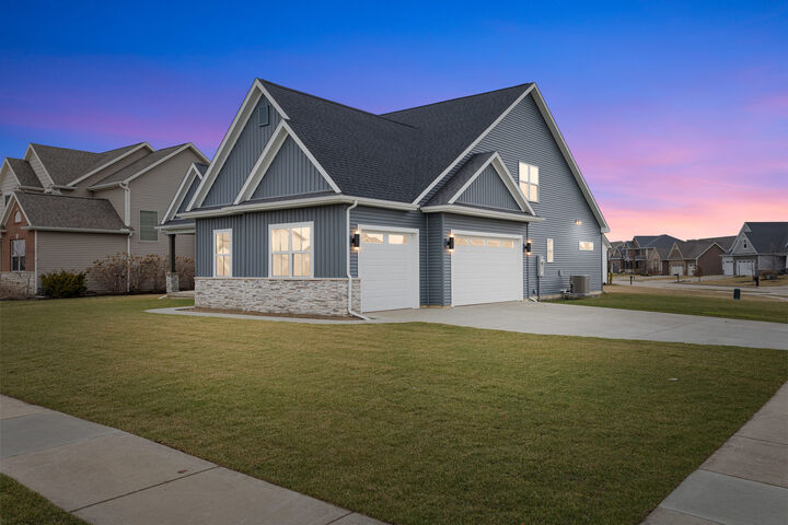 Property Photo:  1108 Glen Abbey Drive  IL 61822 