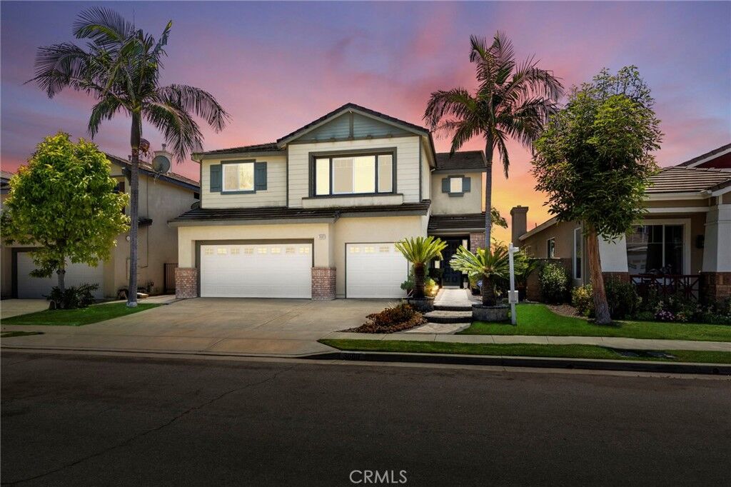 Property Photo: 3669 Sandpiper Way CA 92823