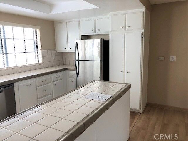 Property Photo: 240 S Broadway 10 CA 90277