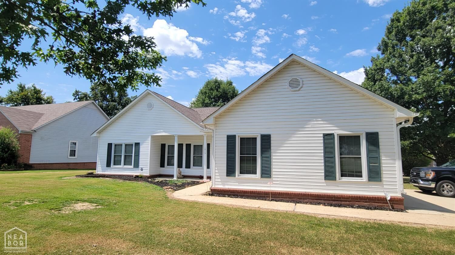 Property Photo: 1015 Paragould AR 72405