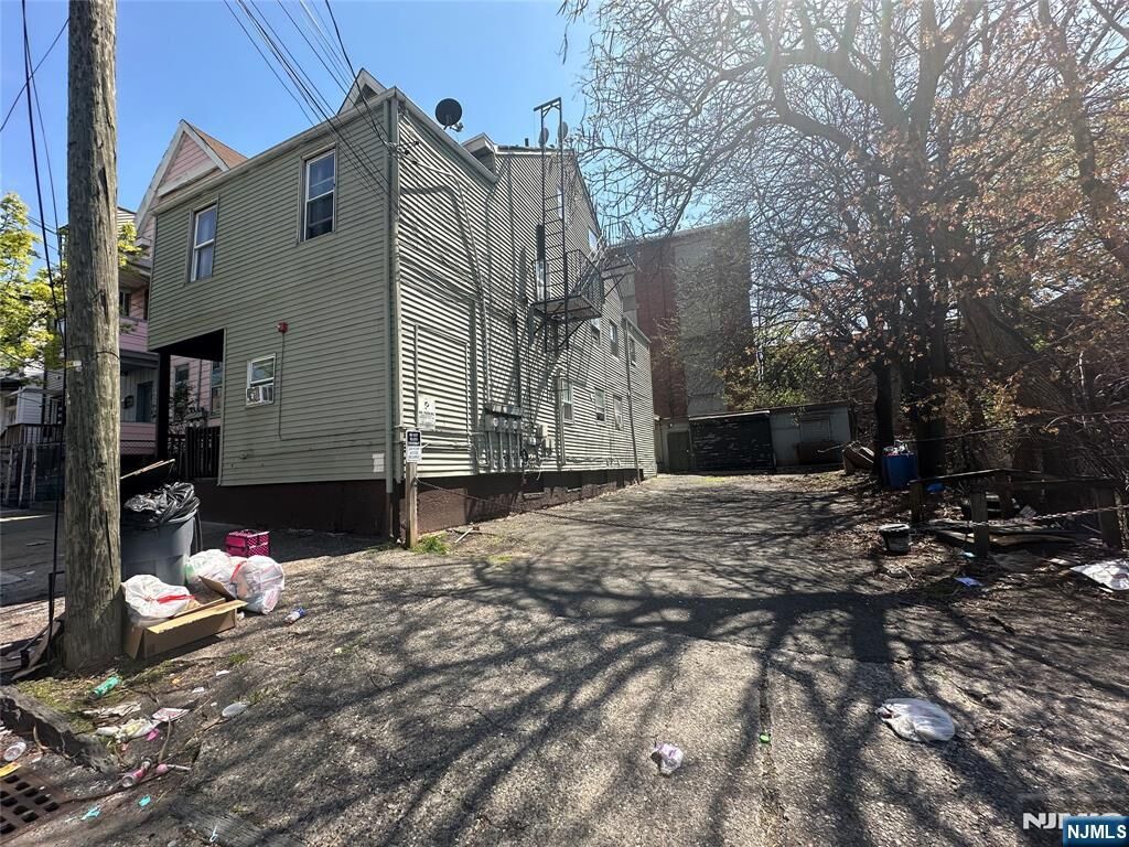 Property Photo:  76-78 Lafayette Street  NJ 07501 