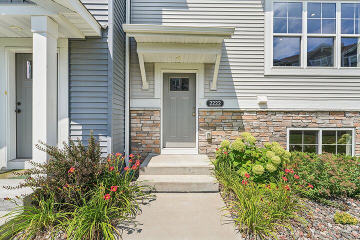 Property Photo: 2222 Gateway Curve MN 55109