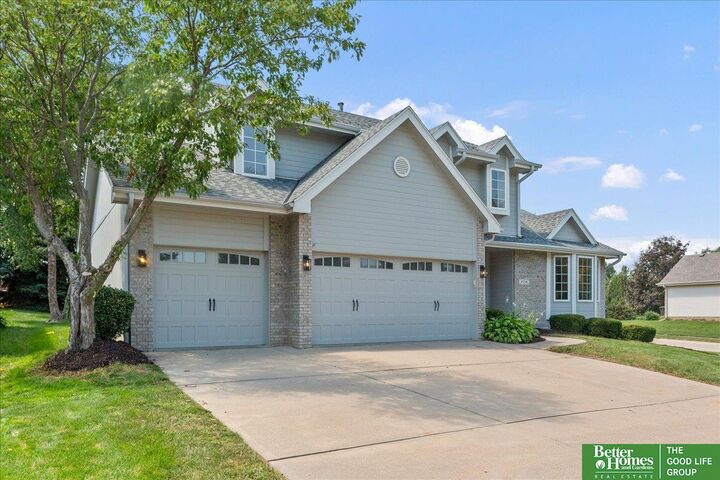 Property Photo: 4738 N 136 Street NE 68164