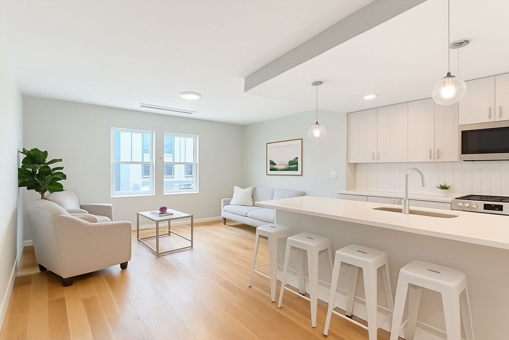 Property Photo:  98 Prescott St 1B  MA 02128 