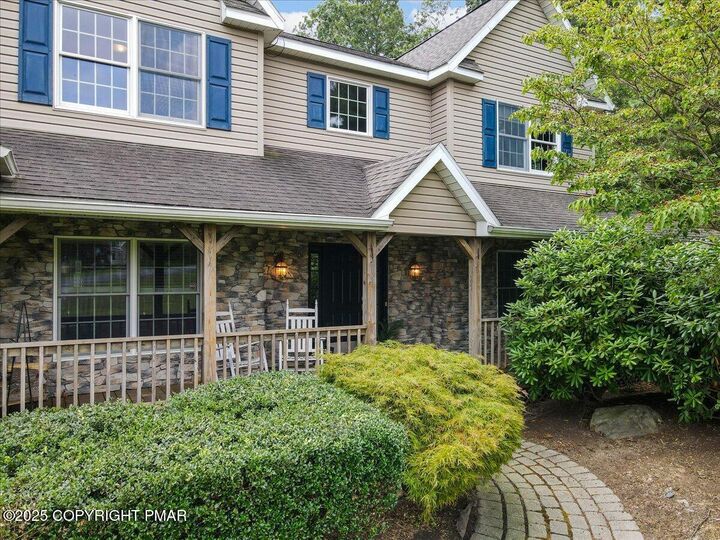 Property Photo: 1488 Kelly Road PA 18360