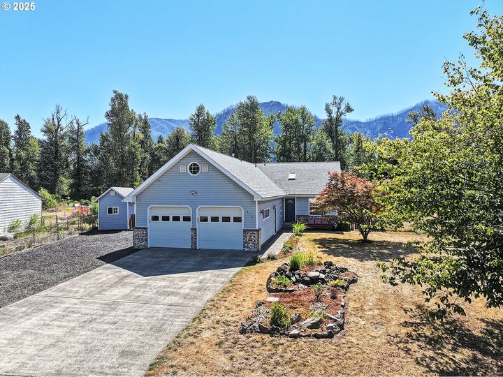 315 Hamilton St  North Bonneville WA 98639 photo