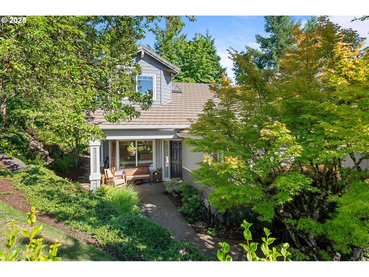 Property Photo: 9627 NW Silver Ridge Loop OR 97229