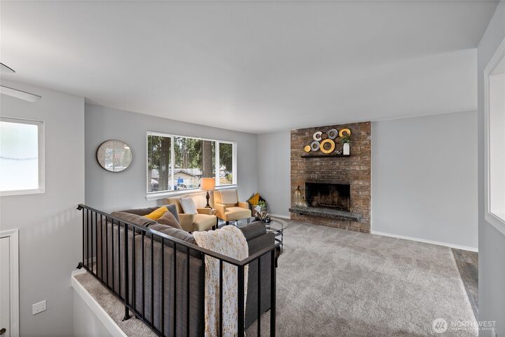 Property Photo:  5210  205th Street Ct E  WA 98387 