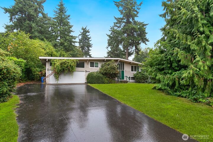 Property Photo:  20926  Marine View Drive SW  WA 98166 