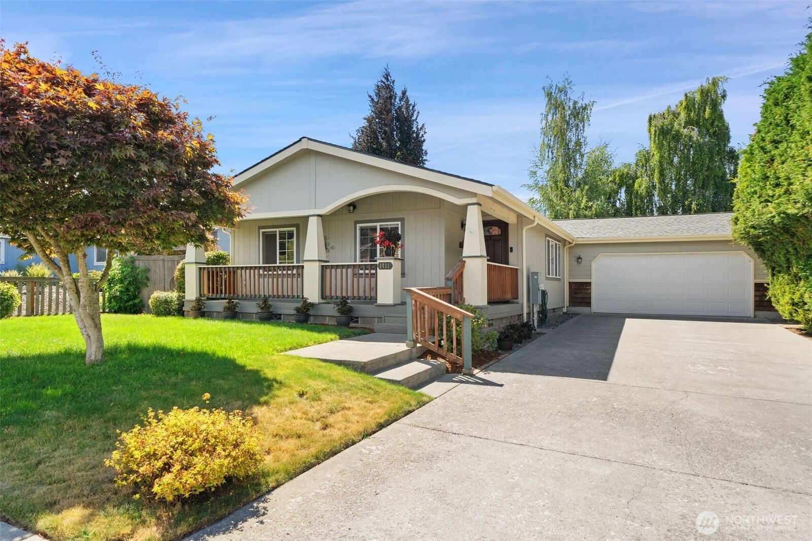 Property Photo: 1411 Elk Loop WA 98382