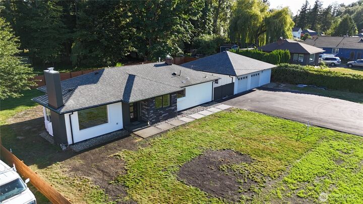Property Photo: 2835 McLeod Rd WA 98225