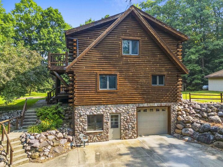 Property Photo:  15789 Hickory Lane  WI 54149 