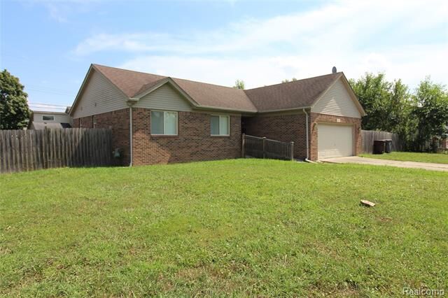 Property Photo: 4315 Isabelle Street MI 48141
