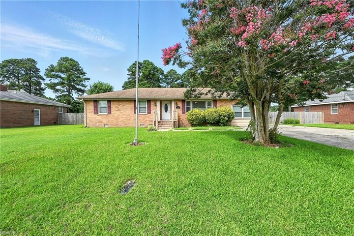 308 Robin Rd  Portsmouth VA 23701 photo