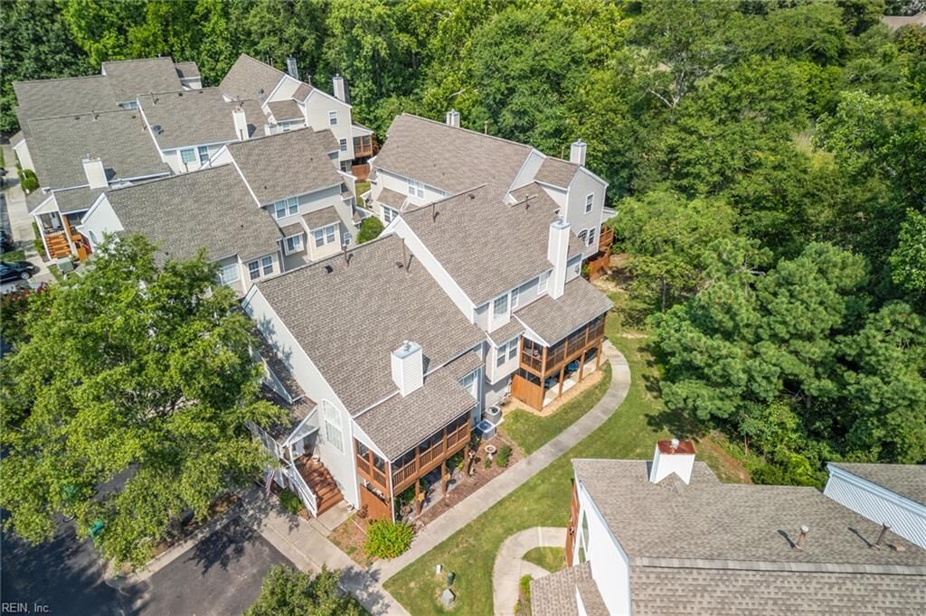 Property Photo: 2056 Nicklaus Dr VA 23435
