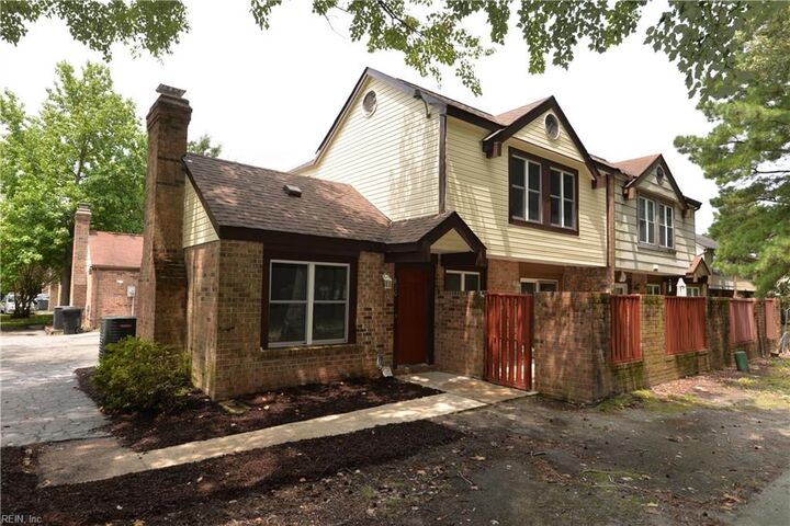 810 Gadwall Ct  Virginia Beach VA 23462 photo