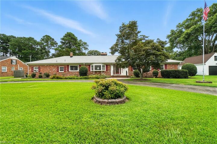 Property Photo:  4312 Country Club Cir  VA 23455 