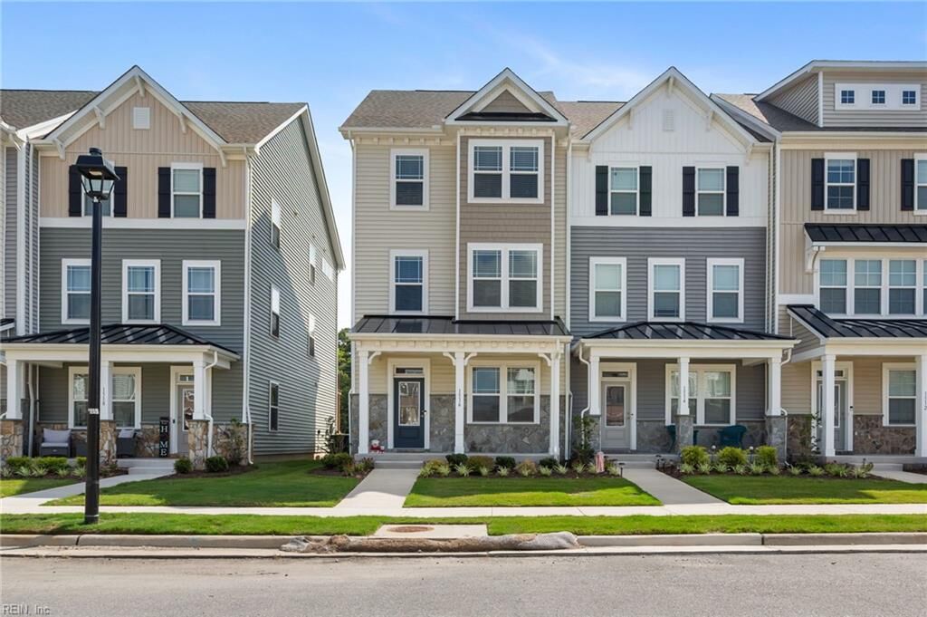 Property Photo:  1516 Stanford Ln  VA 23608 