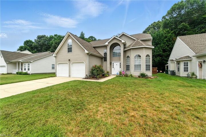 Property Photo:  877 Holbrook Dr  VA 23602 