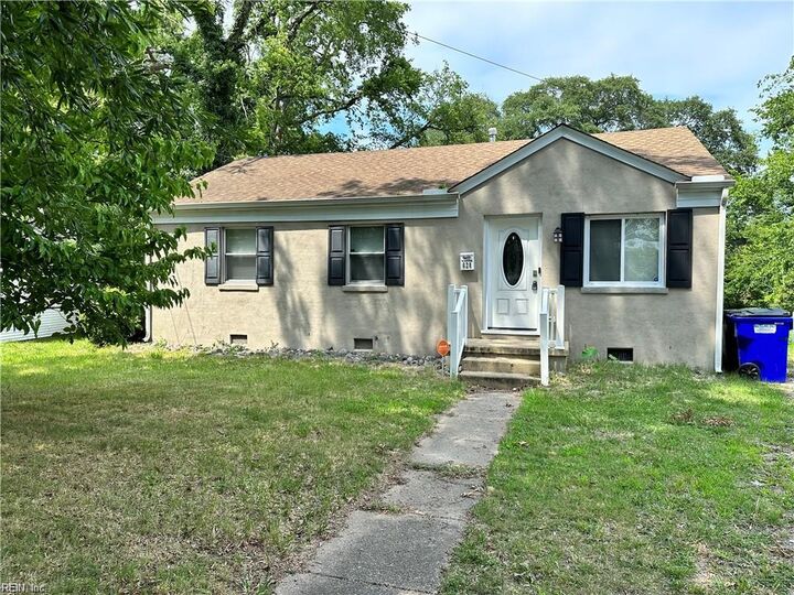 628 Summers Dr  Norfolk VA 23509 photo