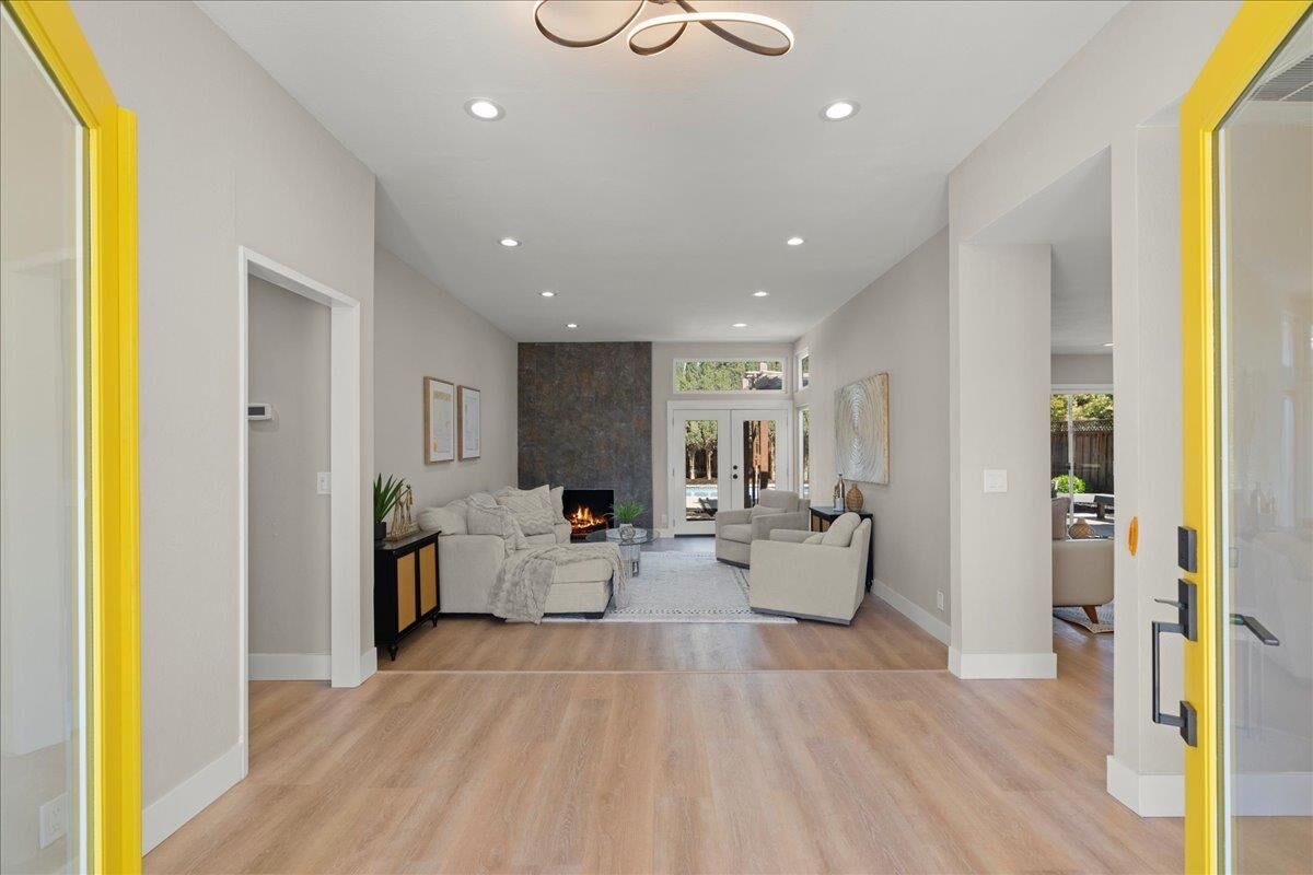 Property Photo:  5868 Sentinel Street  CA 95120 