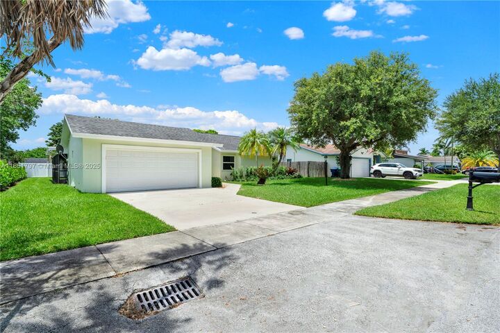 Property Photo:  10514 SW 127th Ct  FL 33186 