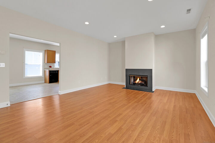 Property Photo:  20 Benedict Avenue A  CT 06810 