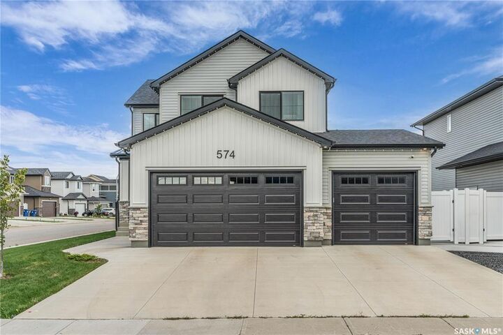 574 Burgess Crescent  Saskatoon SK S7V 0W6 photo