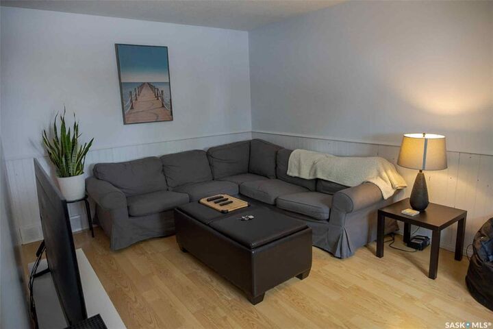 Property Photo: 18 Marshall Crescent SK S4R 4Y7