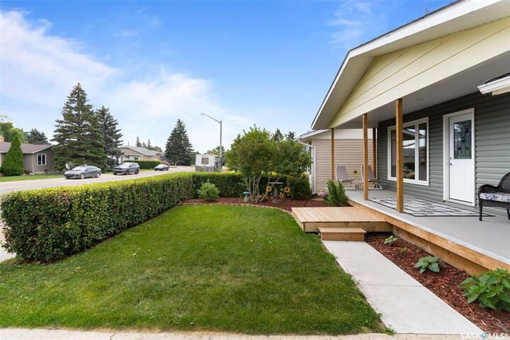 Property Photo:  265 Browning Street  SK S0G 4P0 