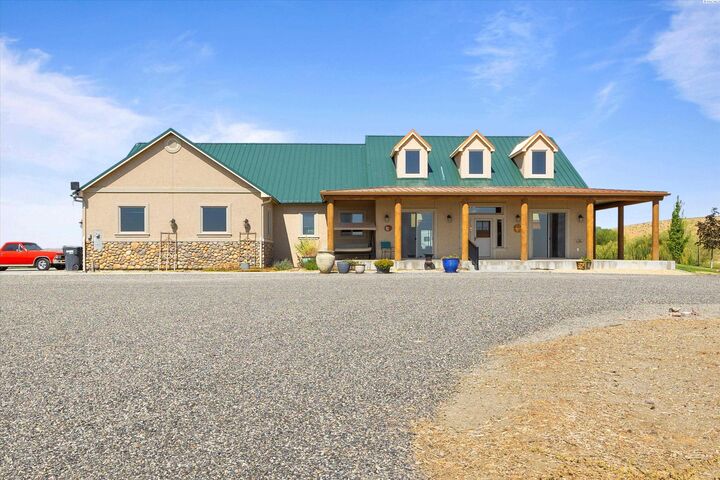 7120 Bristol Ln  West Richland WA 99353 photo