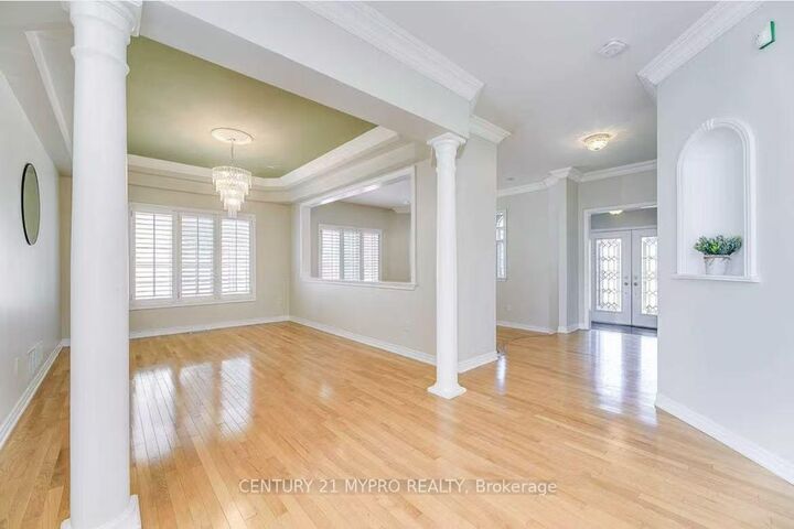 Property Photo:  2201 Galloway Drive  ON L6H 5M1 