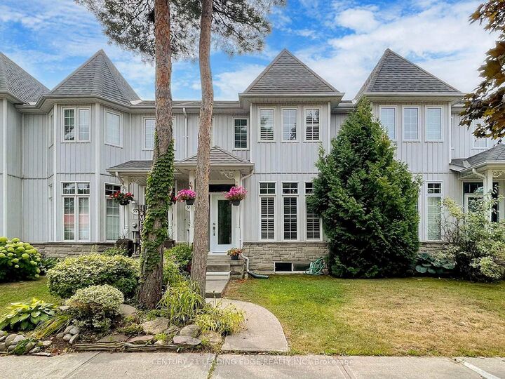 Photo de la propriété:  977 Lake Drive E  ON L0E 1L0 