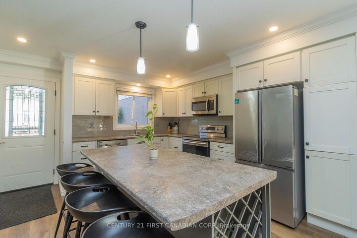 Property Photo: 230 Clarke Road 66 ON N5W 5P5