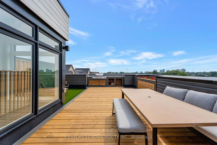 Property Photo: 188 Angus Drive 10 ON L1S 0G5