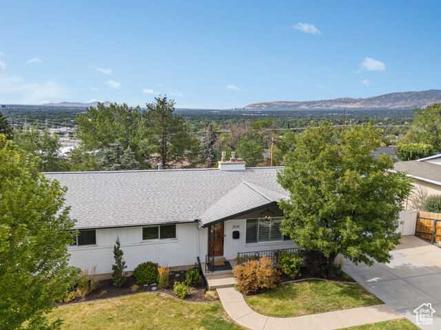 Property Photo:  2525 E Catalina Dr  UT 84121 