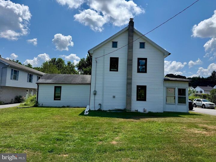 Property Photo:  601 Water Street  PA 17070 