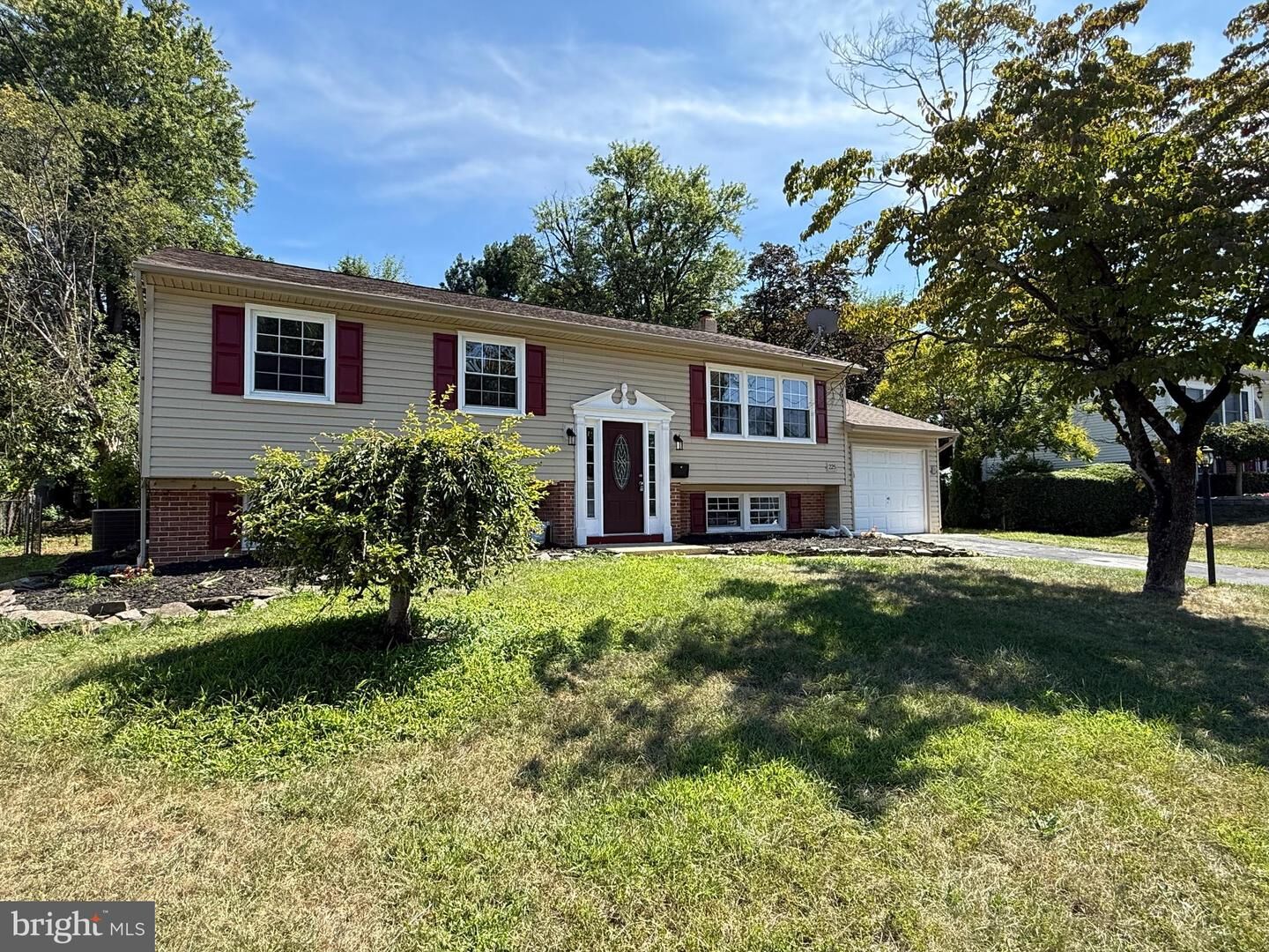 Property Photo: 225 Orono Place NJ 08083