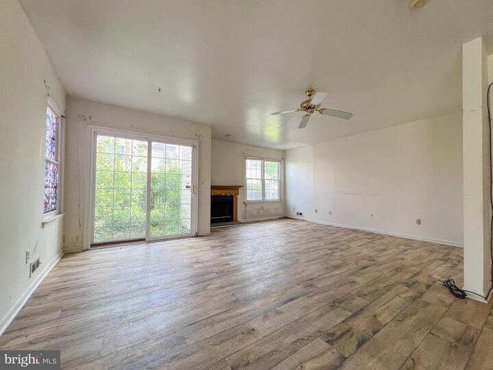 Property Photo: 125 Stonebridge Boulevard DE 19720